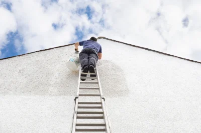 Peinture extérieure à Espès-Undurein — façades et ravalement